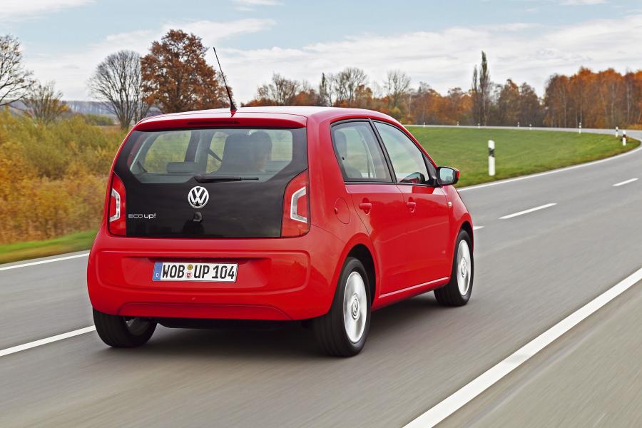  Volkswagen eco up! 2012 года  (фото 8 из 14)
